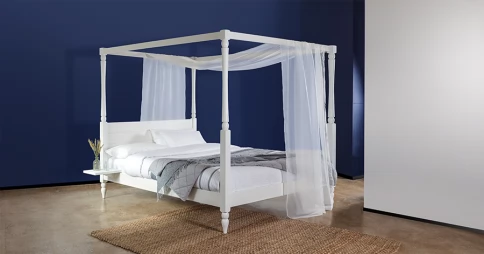 Four Poster Country Bed (ETSY)
